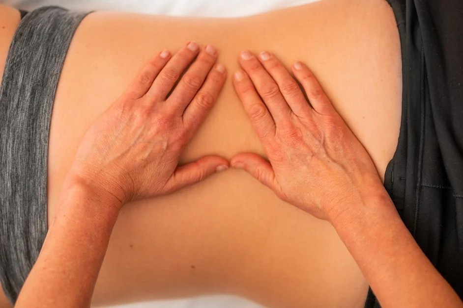 How to Do Pelvic Tilts Correctly for Lumbar Pain Relief - pelvic tilts relieve lumbar back pain