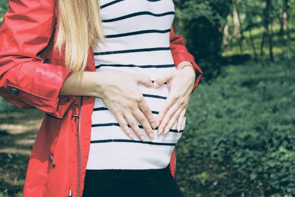 What Causes Sciatica During Pregnancy and Why Sleep Suffers - sleeping with sciatica during pregnancy