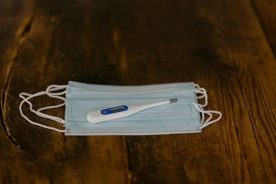Digital Thermometer - home medical devices every family