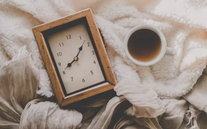 Morning Routine to Reduce Anxiety: 8 Science-Backed Steps