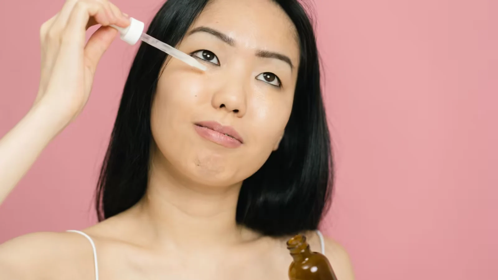 How to Choose the Right Natural Retinol Alternative for Your Skin - natural retinol alternatives for sensitive skin
