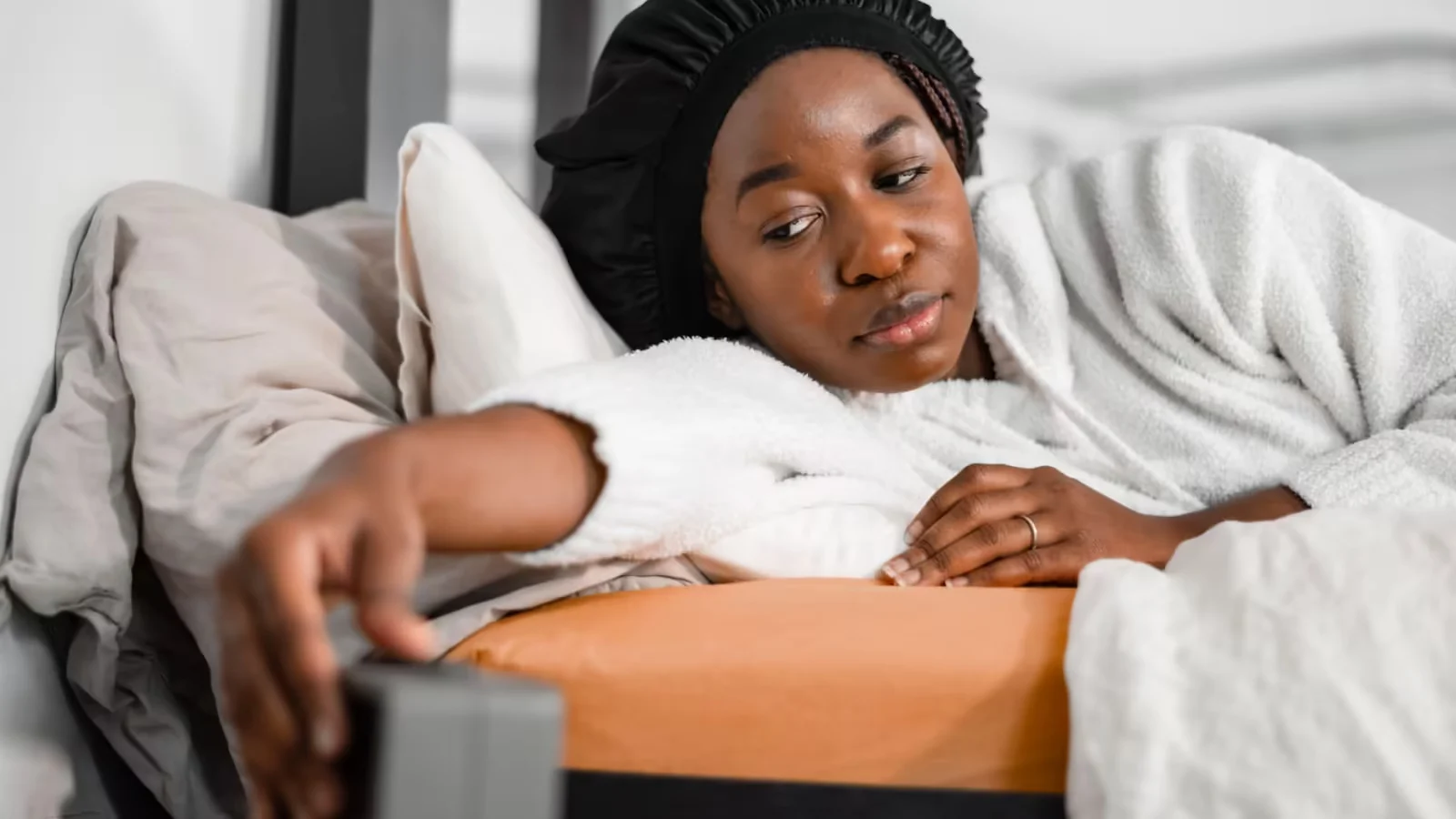 Waking at 3am Without a Cause - signs of high cortisol in women