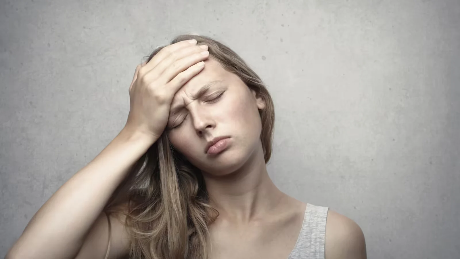 Why Women Are at Higher Risk for Vitamin D Deficiency - vitamin d deficiency symptoms in women
