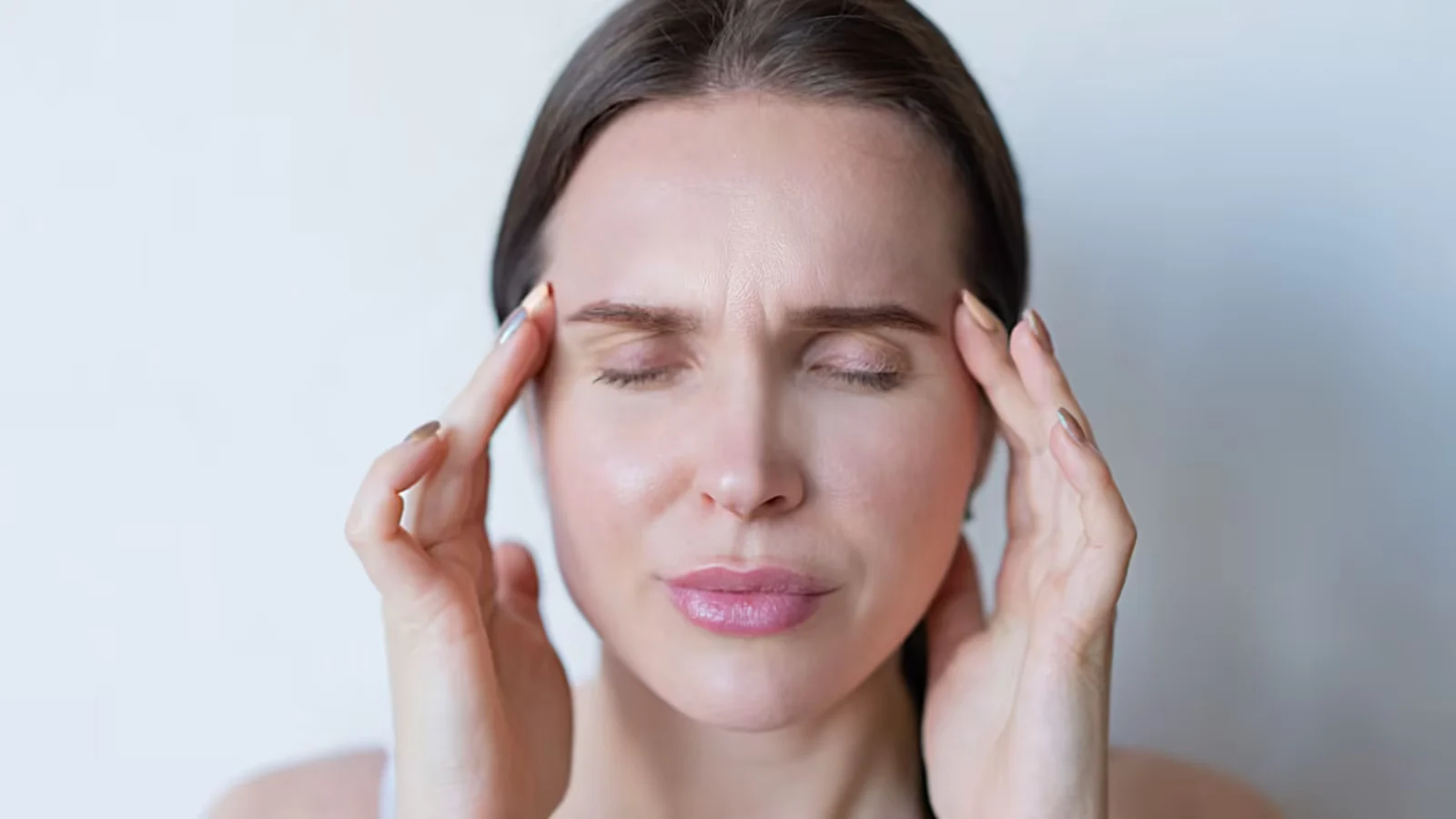 9 Vitamin D Deficiency Symptoms in Women to Recognize - vitamin d deficiency symptoms in women