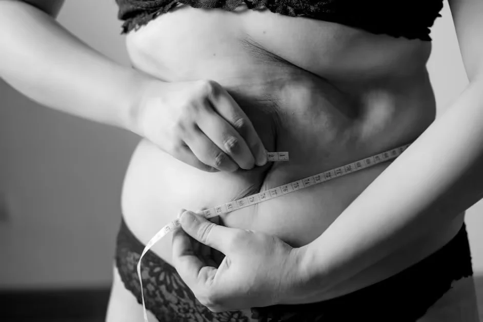 Why Women Store Belly Fat Differently Than Men - best gym exercises for belly fat women