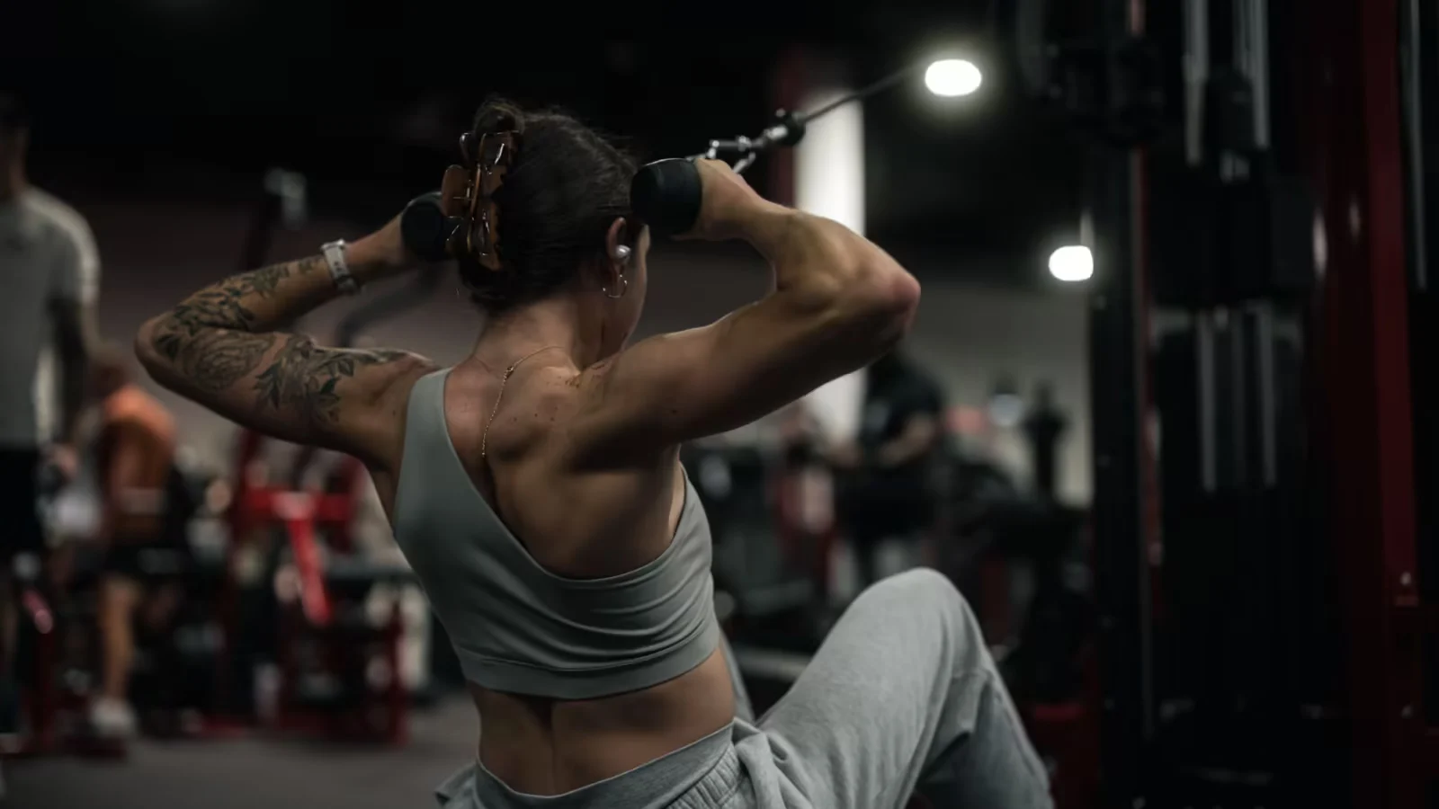 Cable Machines: The Most Versatile Option - how to use gym machines for women