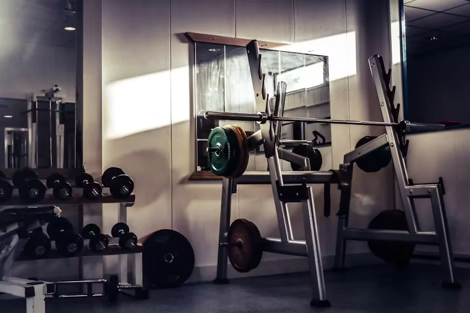 How to Track Progressive Overload in the Gym - progressive overload for women beginners
