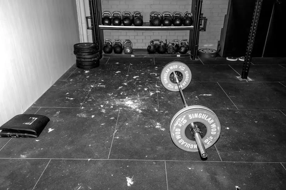 What Gym Intimidation Actually Is (And Why So Many People Feel It) - how to overcome gym intimidation