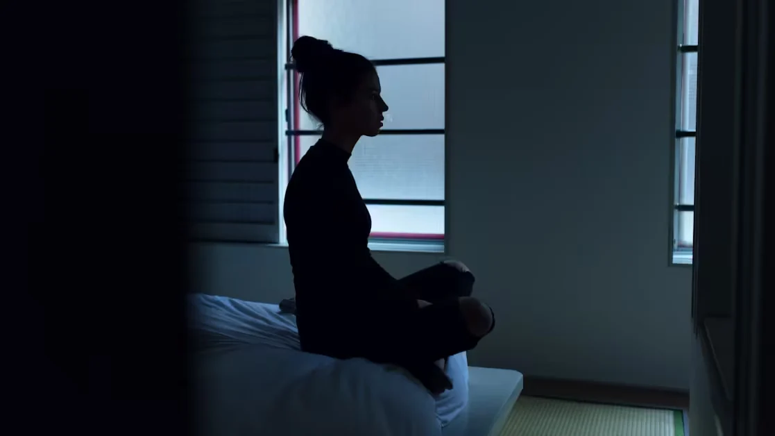 What Makes Night Shift Back Pain Different - night shift back pain