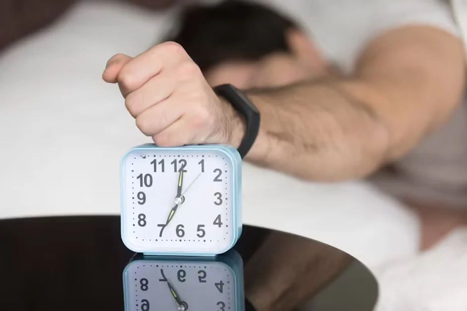 Movement Breaks That Help During a Night Shift - night shift back pain